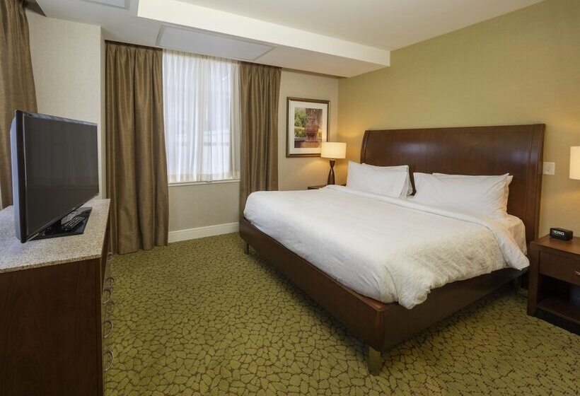 غرفة قياسية سرير مزدوج لذوى الإحتياجات الخاصة, Hilton Garden Inn Buffalo Downtown