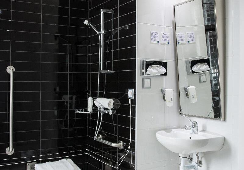 Standard Room Adapted for people with reduced mobility