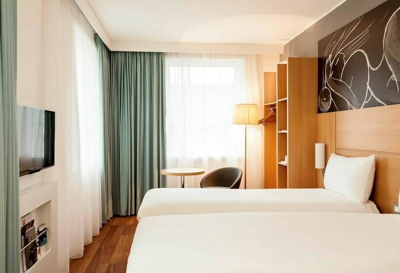 스탠다드 룸, Ibis Edinburgh Centre South Bridge – Royal Mile