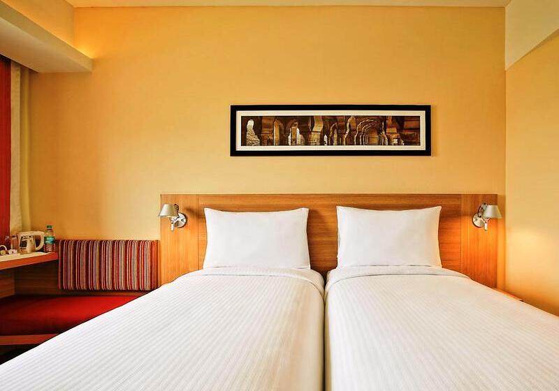 Номер Стандарт, Ibis New Delhi Aerocity   An Accor Brand