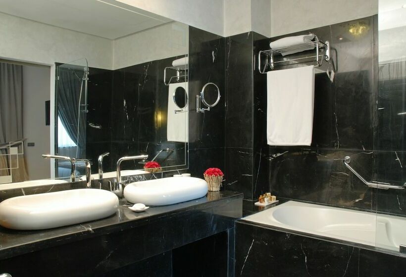 اتاق لوکس, Imperial Casablanca