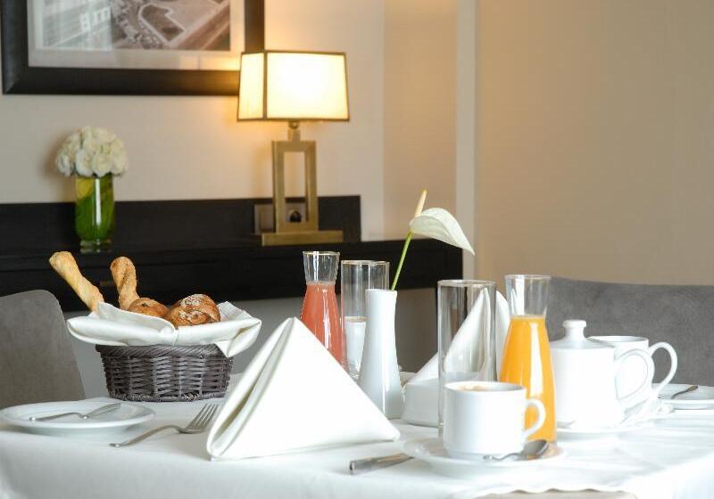 اتاق لوکس, Imperial Casablanca