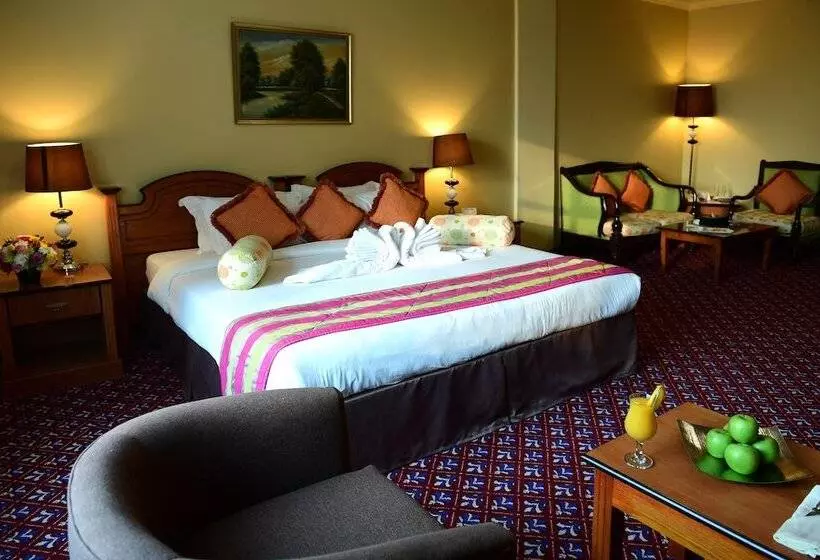 سوییت جونیور, La Rosa Hotel, Juffair