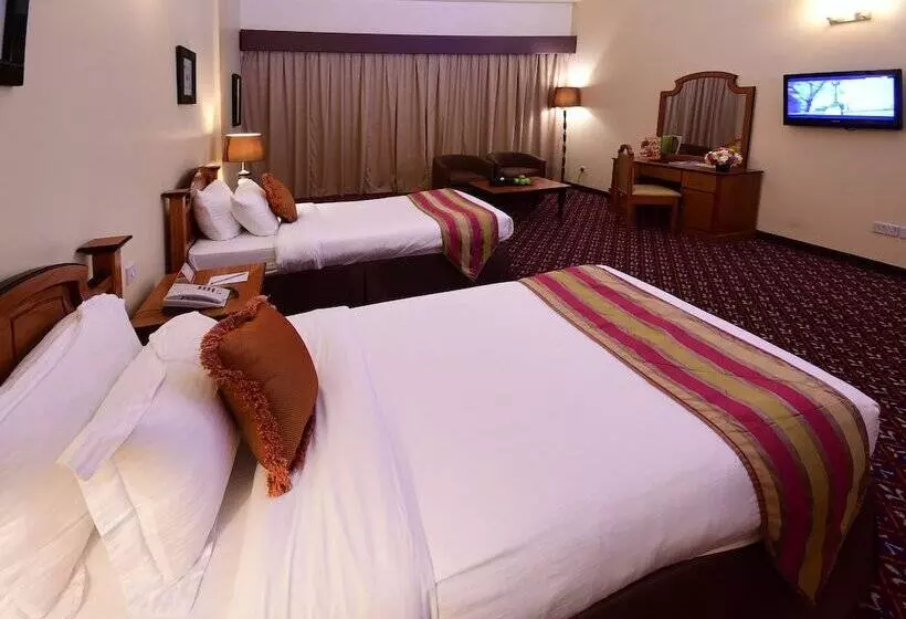سوییت جونیور, La Rosa Hotel, Juffair