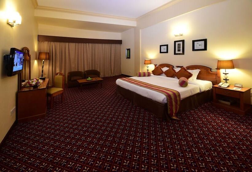 جناح, La Rosa, Jaffair