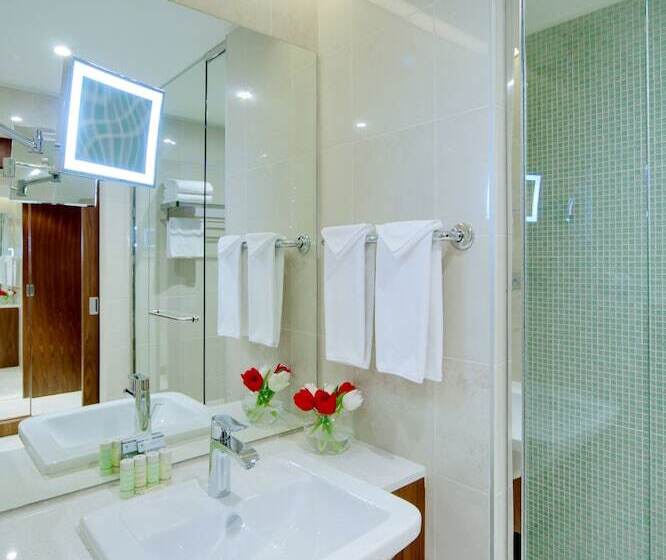 سوئیت جونیور با چشم‌انداز, Radisson  Rosa Khutor