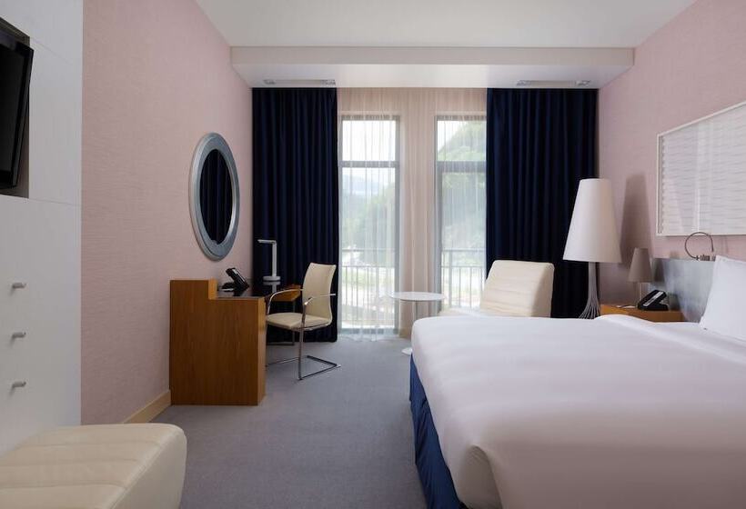 اتاق پریمیوم با بالکن, Radisson  Rosa Khutor