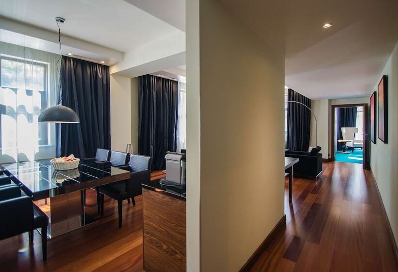 سوئیت پرزیدنت, Radisson  Rosa Khutor