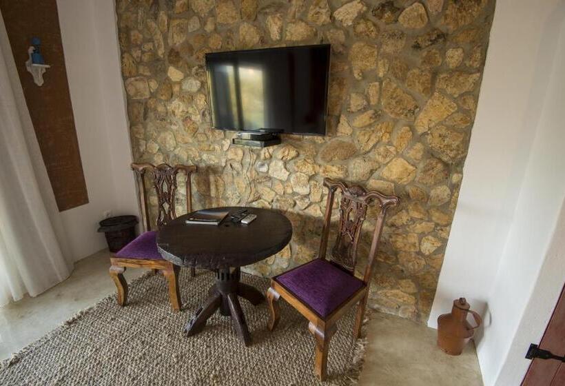 سوئیت کلاسیک, Herdade Do Amarelo Nature & Spa