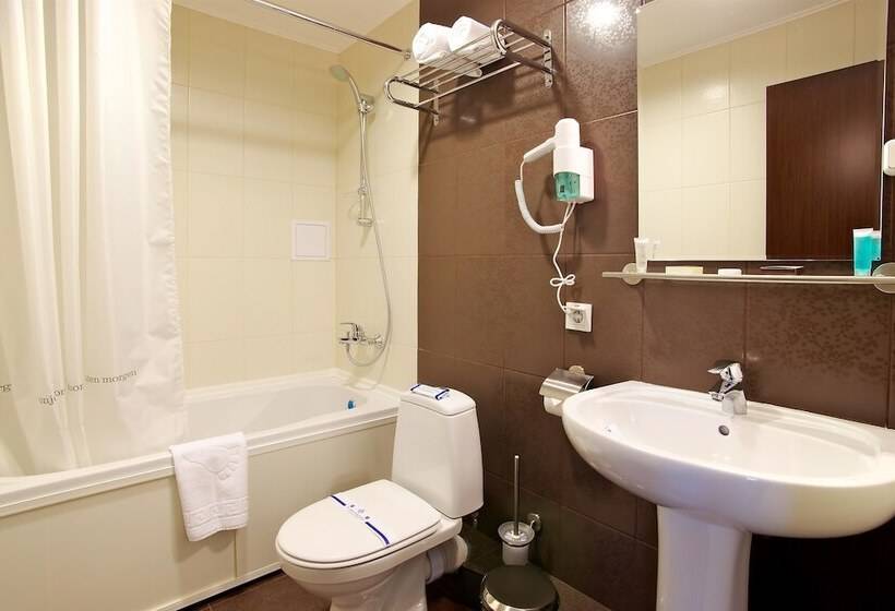 اتاق کلاس بیزنس, Teatralny