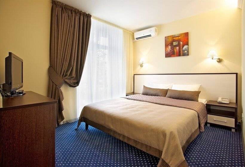 سوییت جونیور, Teatralny