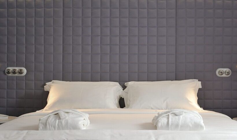 اتاق استاندارد, Vander Urbani Resort   A Member Of Design Hotels