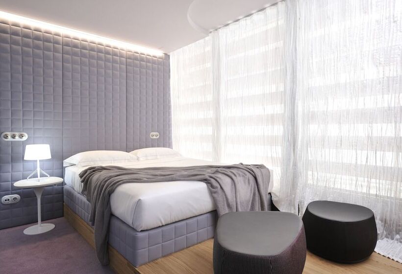 اتاق استاندارد, Vander Urbani Resort   A Member Of Design Hotels