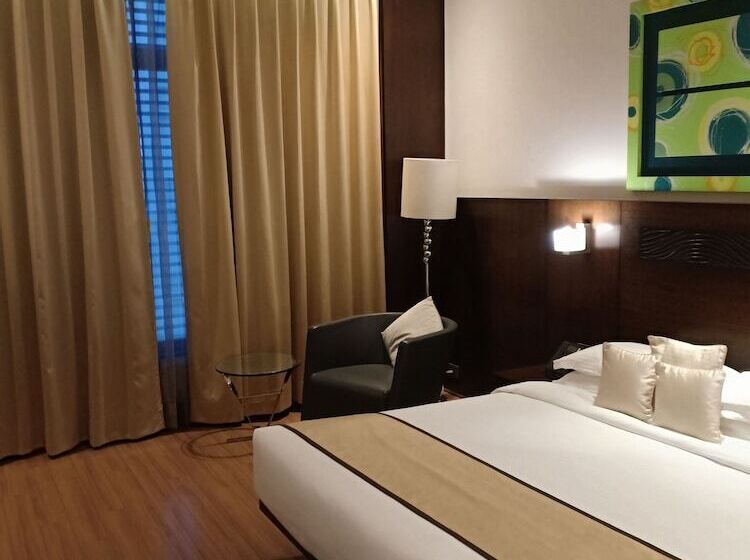 スタンダードルーム, Monotel