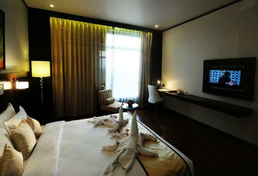 キングサイズベッドのスタンダードルーム, Monotel