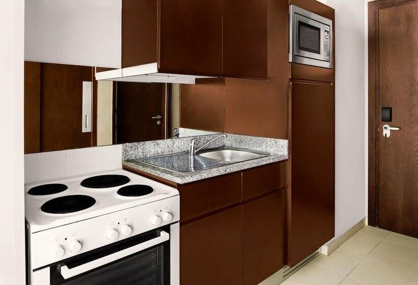 سوییت جونیور, Novotel Dubai Al Barsha