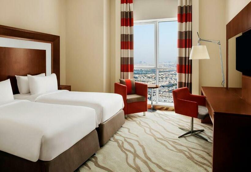 Номер Superior, Novotel Dubai Al Barsha