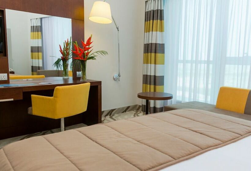 Номер Executive, Novotel Dubai Al Barsha
