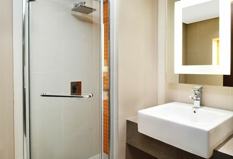 3 Bedroom Suite, Novotel Dubai Al Barsha