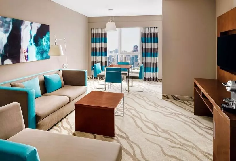 سوییت اجرایی, Novotel Dubai Al Barsha
