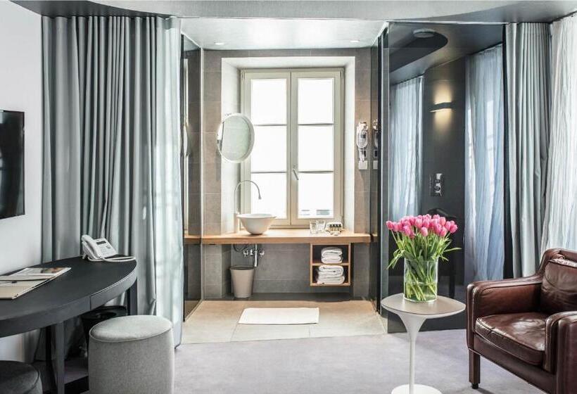 Junior suite with river view, Vander Urbani Resort   A Member Of Design Hotels