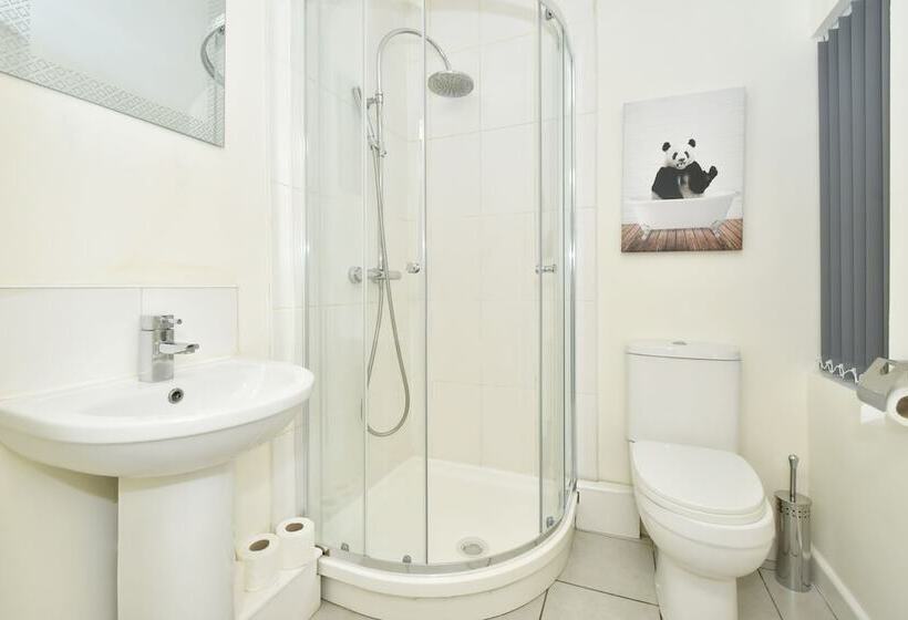 חדר סטנדרט חדר אמבטיה משותף, Townhouse @ Hall O Shaw Street Crewe