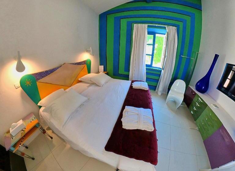 اتاق لوکس با بالکن, Hôtel Particulier Maison Artishow