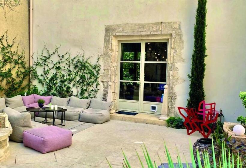 ویلای یک اتاق خوابه با استخر شنا, Hôtel Particulier Maison Artishow