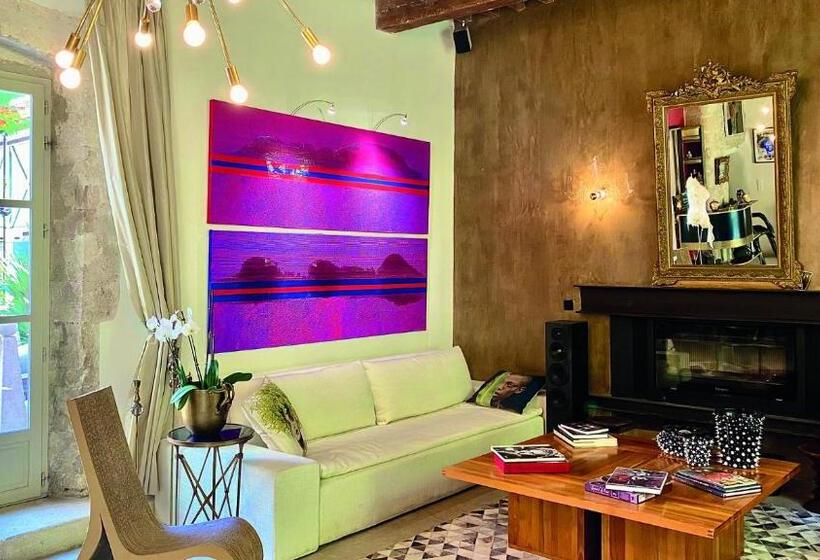 ویلای یک اتاق خوابه با استخر شنا, Hôtel Particulier Maison Artishow