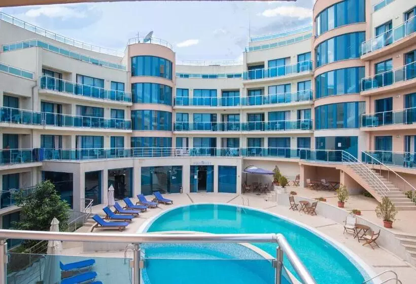 آپارتمان 1 خوابه با چشم‌انداز دریا, Apart Complex Aquamarine