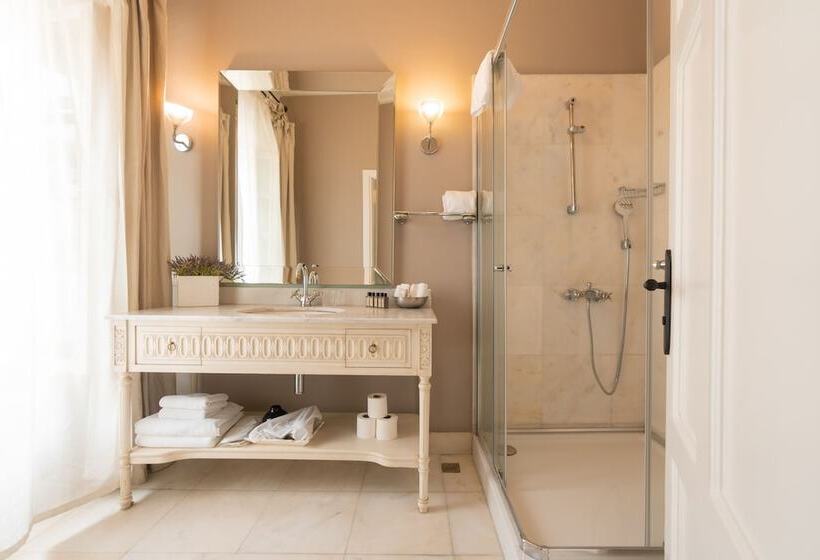 Quarto clássico, Beyevi Alacati