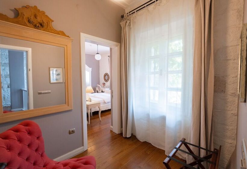 Quarto clássico, Beyevi Alacati