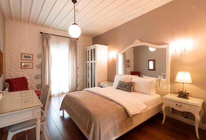 Quarto clássico, Beyevi Alacati