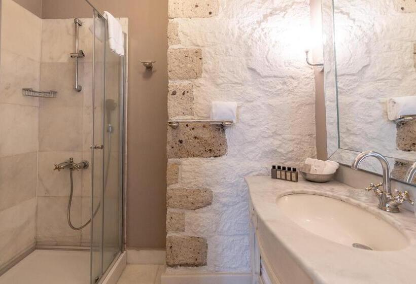 Quarto clássico, Beyevi Alacati