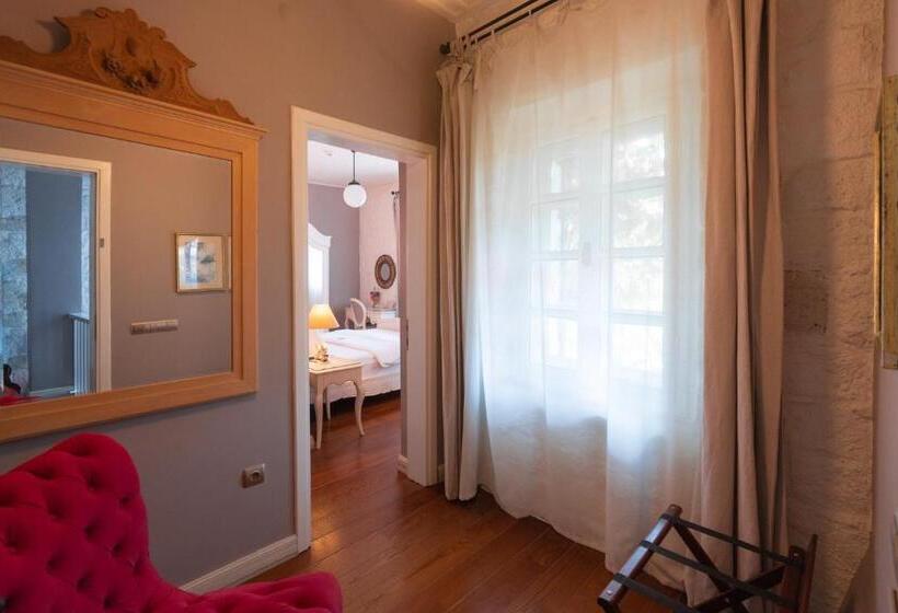 Quarto clássico, Beyevi Alacati