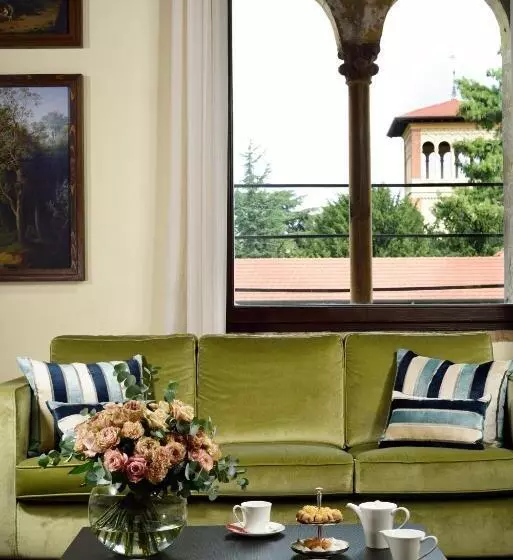 スイート, Castello Visconteo