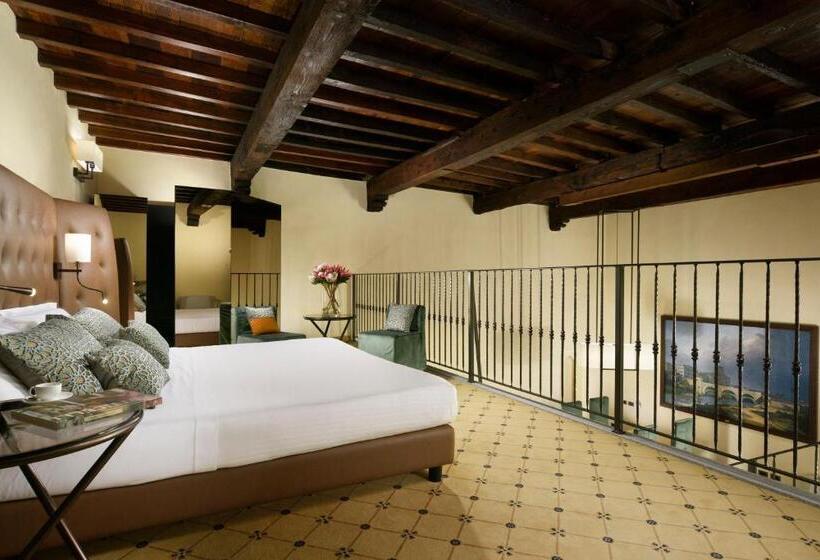 חדר פרמיום לארבעה, Castello Visconteo