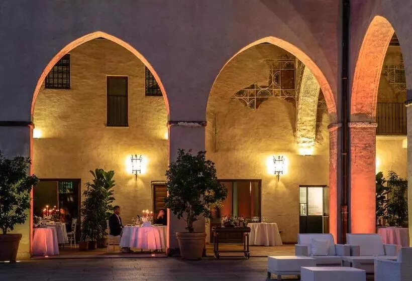 スーペリアースイート, Castello Visconteo