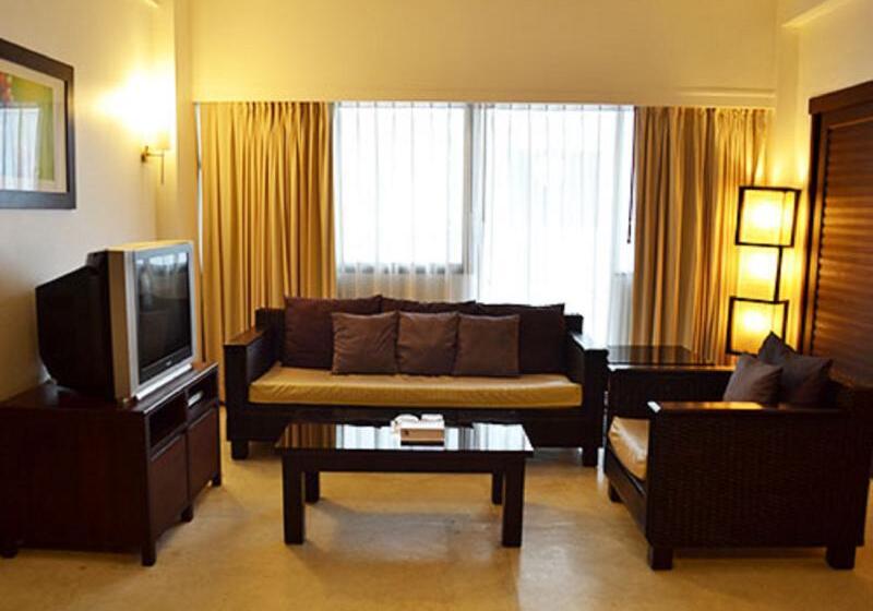 غرفة عائلية, Grand