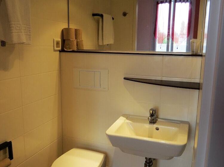 غرفة قياسية, Le Faisan