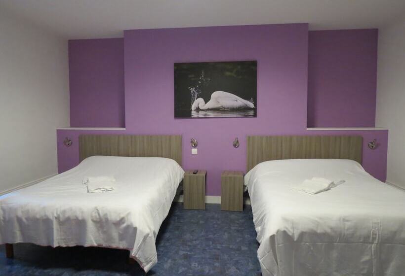 غرفة عائلية, Le Faisan