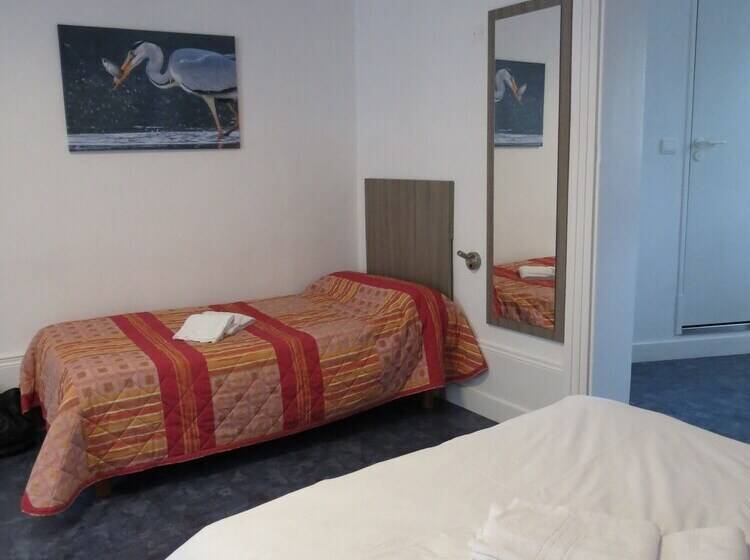 غرفة عائلية, Le Faisan