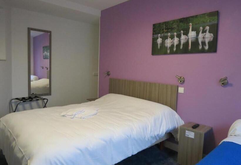 غرفة قياسية ثلاثية, Le Faisan