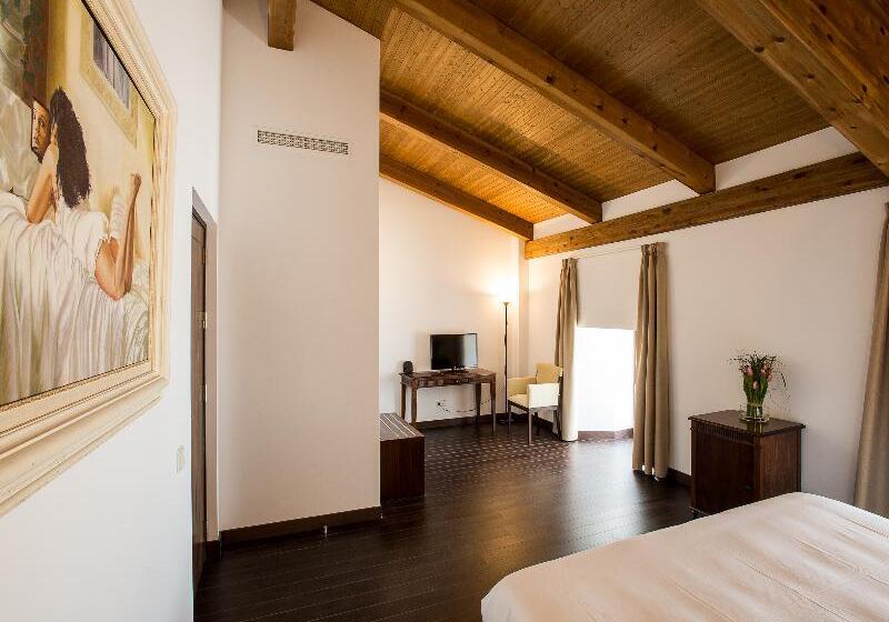 סוויטת ג'וניור, Palacio Del Infante Don Juan Manuel Hotel Spa