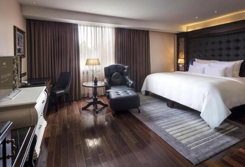 سوئیت کلاسیک, Paradise Suites