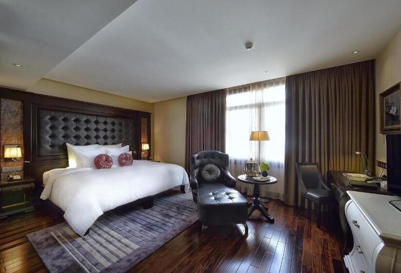 سوئیت کلاسیک, Paradise Suites