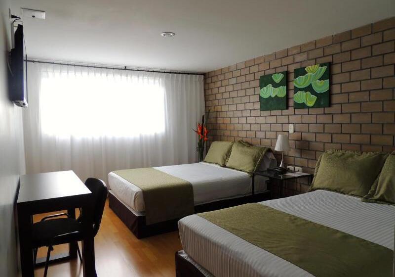 חדר סטנדרט, Portal De Milan