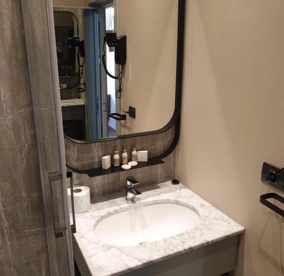 标准单人间, Vila Siago