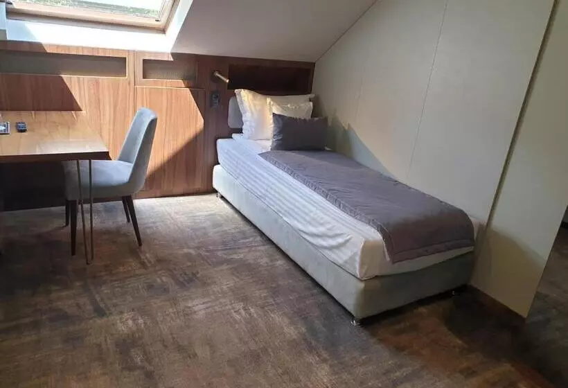 اتاق استاندارد یک نفره, Vila Siago