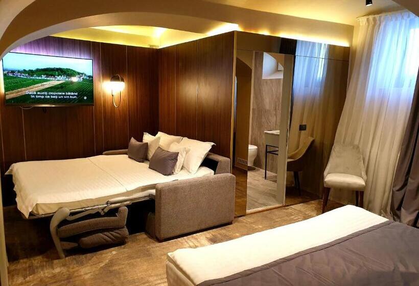 四人标准间, Vila Siago